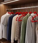 FEELINGS Velvet Hangers - 24 Pc Set,Red - Image 4